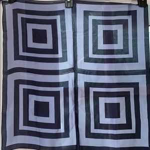 🎉HP🎉Vintage Silk Elaine Gold Scarf